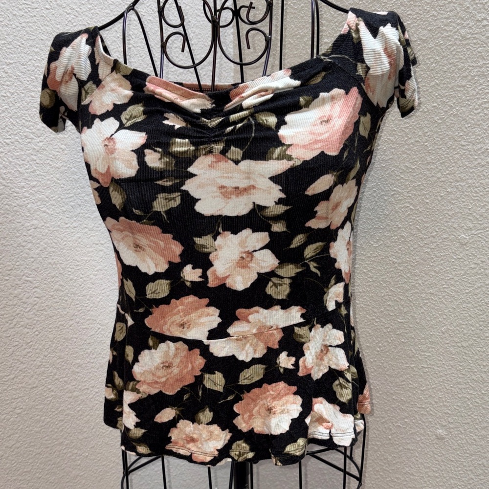 AE Soft & Sexy Ribbed Floral Off-Shoulder Women's Top in Black and Blush